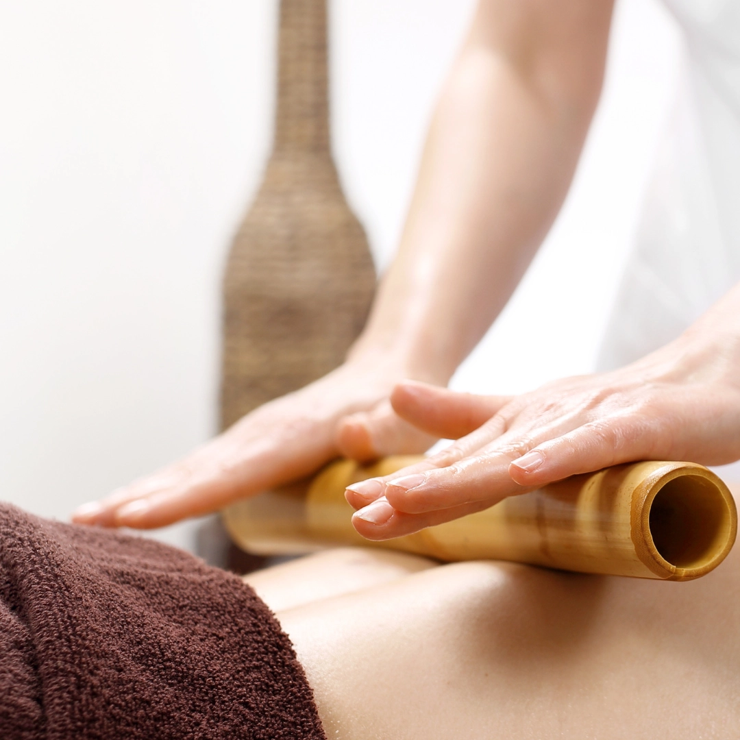 Massage aux Bambous